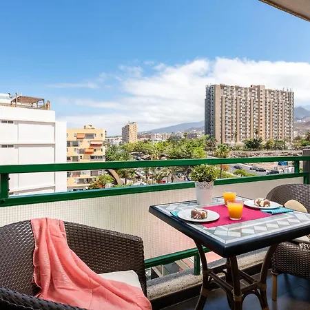 Fantastic Front Los Cristianos (Tenerife)